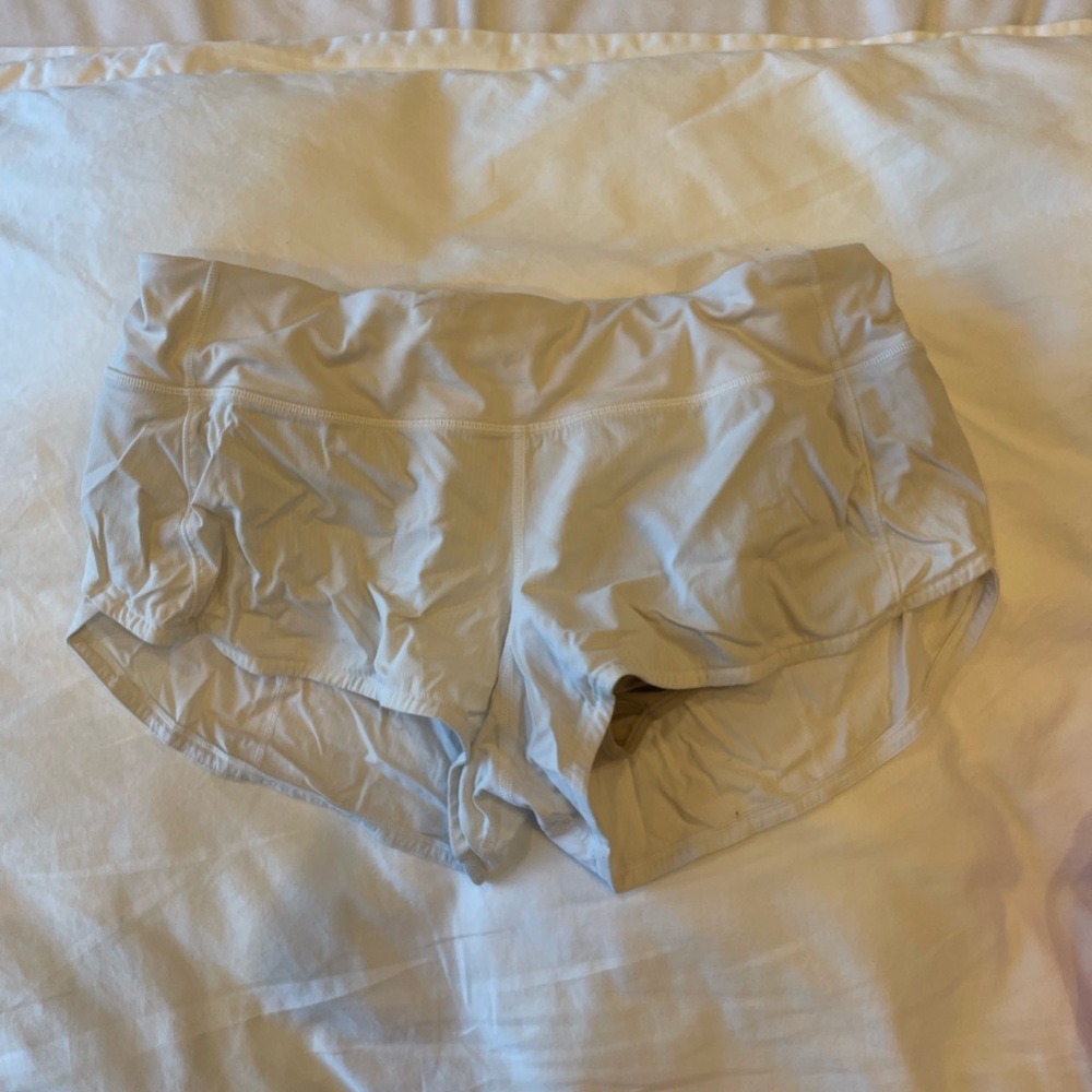 WHITE LULULEMON SHORTS